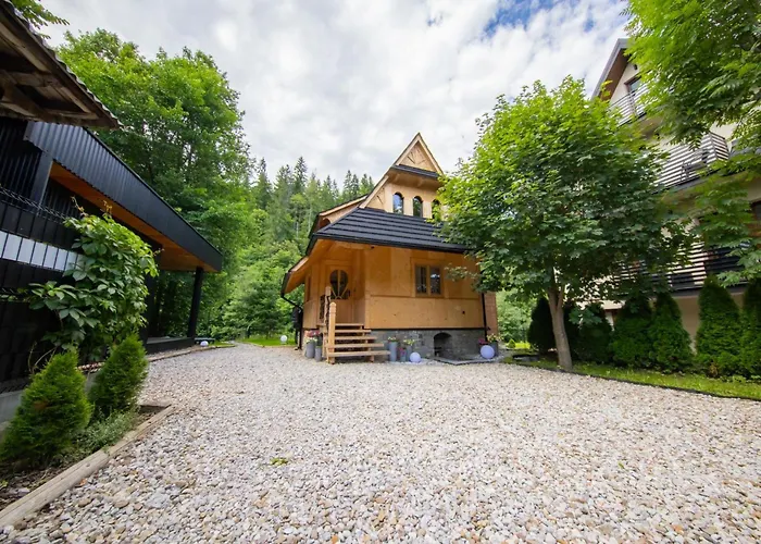 Sauna&jacuzzi Dom wakacyjny *